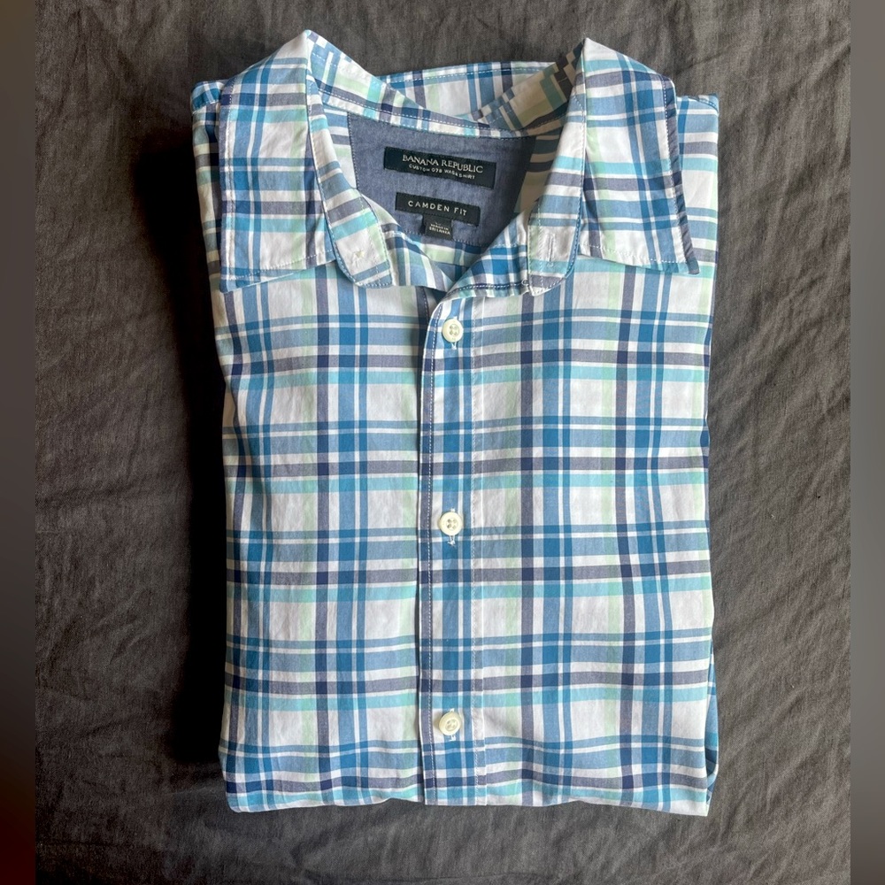 Mens. Banana Republic Camden Fit Button Down